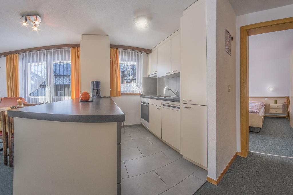 Apartments Bergrose Saas Fee Szoba fotó